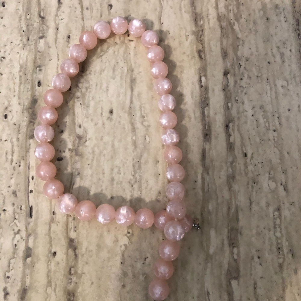 Elegant Pink Beaded Necklace